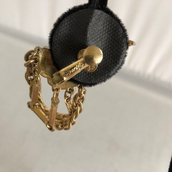 𝅺vintage signed Francois clip screw earrings - Picture 5 of 5